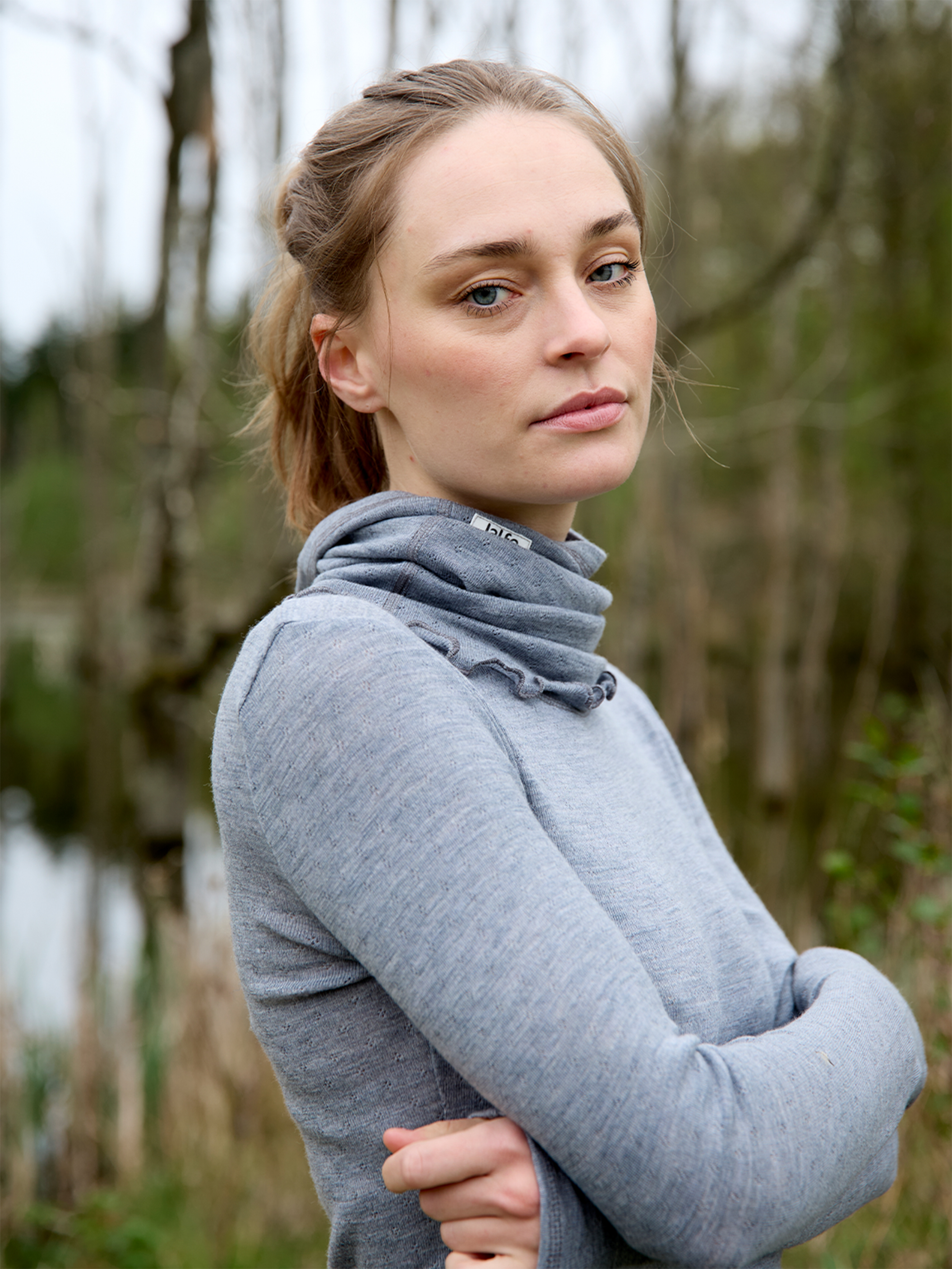 Loop eyelet merino